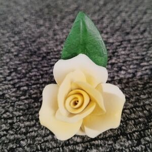 Vintage Italian Capodimonte Napoleon Yellow Rose Figurine Italy